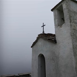 26.6.2022 Sellleries: "Cala la nebbia, ma il cuore sente ciò che l'occhio non vede..."